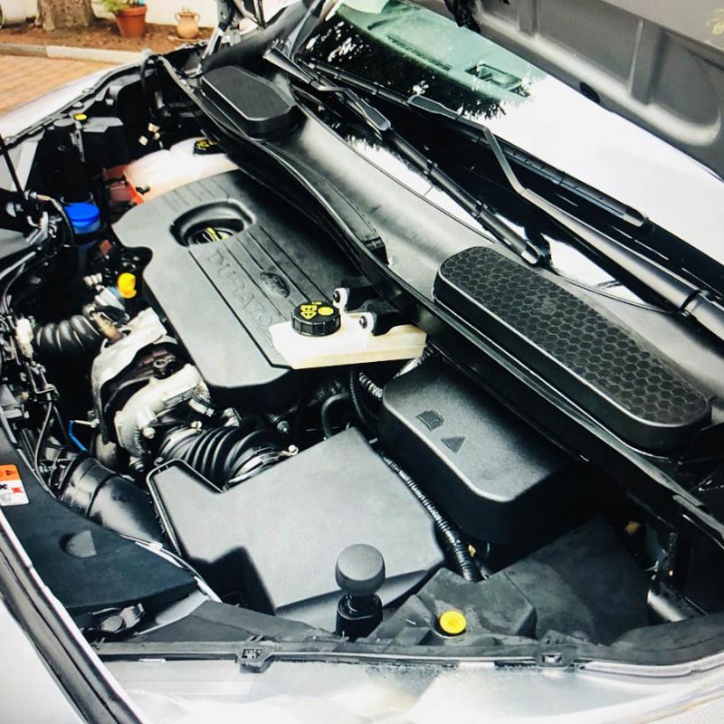 Motorraumpflege - Autoaufbereitung Solingen
